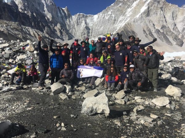 Hoddesdon 2 Himalayas team reach Everest Base Camp